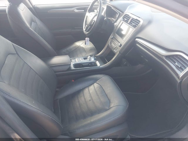 3FA6P0PU8HR329786 Ford Fusion Energi Se Luxury