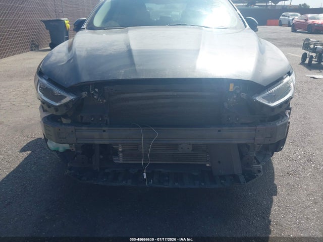 3FA6P0PU8HR329786 Ford Fusion Energi Se Luxury