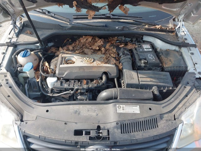 45666640 :رقم المزاد ، WVWBA7AH4AV018136 vin ، 2010 Volkswagen Eos Komfort مزاد بيع