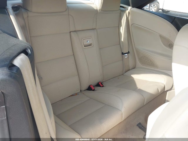 45666640 :رقم المزاد ، WVWBA7AH4AV018136 vin ، 2010 Volkswagen Eos Komfort مزاد بيع