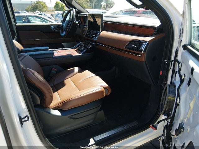 5LMJJ3LG7REL15625 Lincoln Navigator Reserve L
