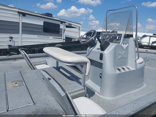 Xpress 22' 2014 JBC80784L314 Image 5