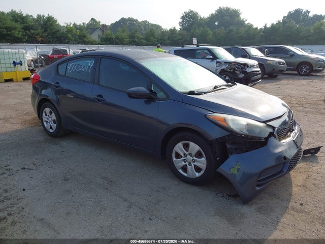 Продаж на аукціоні авто 2016 Kia Forte Lx, vin: KNAFK4A62G5565827, номер лоту: 45666674