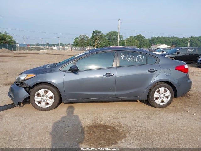 Продаж на аукціоні авто 2016 Kia Forte Lx, vin: KNAFK4A62G5565827, номер лоту: 45666674