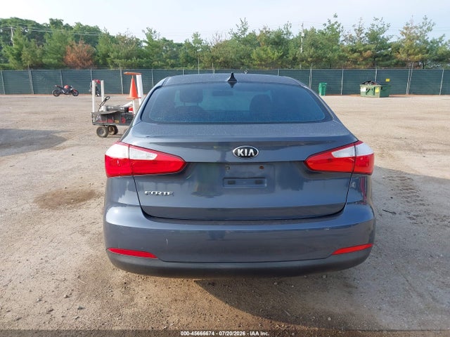 Продаж на аукціоні авто 2016 Kia Forte Lx, vin: KNAFK4A62G5565827, номер лоту: 45666674