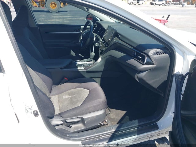 4T1C11AK2NU626001 Toyota CAMRY LE