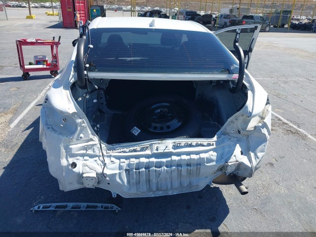 4T1C11AK2NU626001 Toyota CAMRY LE
