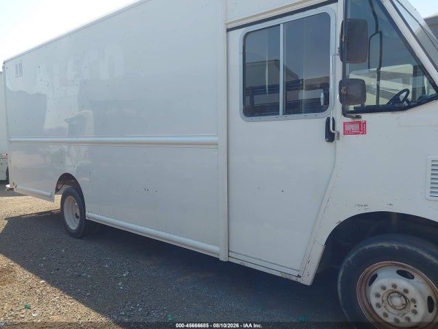 Ford F-59 Commercial Stripped 2016 1F65F5KY5G0A13487 Image 12