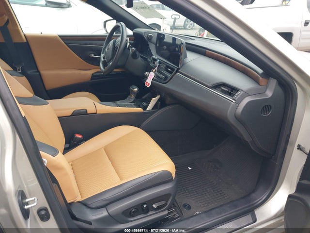 Продажа на аукционе авто 2022 Lexus Es 350, vin: 58ADZ1B13NU138350, номер лота: 45666784