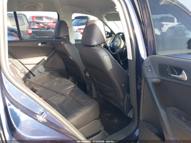2016 Volkswagen Tiguan S მანქანა იყიდება აუქციონზე, vin: WVGAV7AX2GW529172, აუქციონის ნომერი: 45666807
