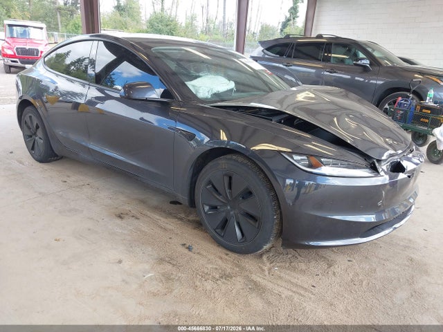 45666830 :رقم المزاد ، 5YJ3E1EB1SF885084 vin ، 2025 Tesla Model 3 Long Range All-wheel Drive مزاد بيع