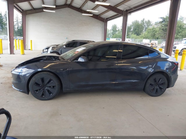 45666830 :رقم المزاد ، 5YJ3E1EB1SF885084 vin ، 2025 Tesla Model 3 Long Range All-wheel Drive مزاد بيع