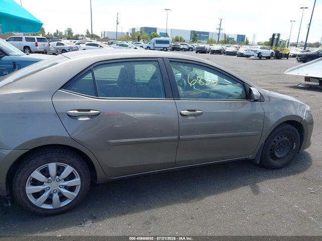 Toyota COROLLA LE 2018 5YFBURHEXJP746741 Image 14