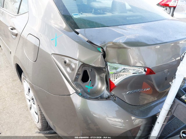 Toyota COROLLA LE 2018 5YFBURHEXJP746741 Image 6