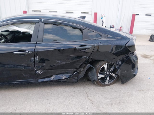 Продажа на аукционе авто 2018 Honda Civic Touring, vin: JHMFC1F96JX016790, номер лота: 45666880