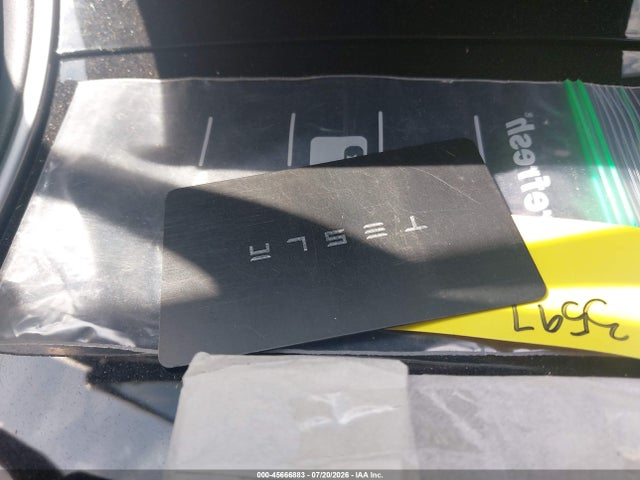 Tesla Model 3 Long Range/mid Range 2018 5YJ3E1EAXJF076351 Image 11