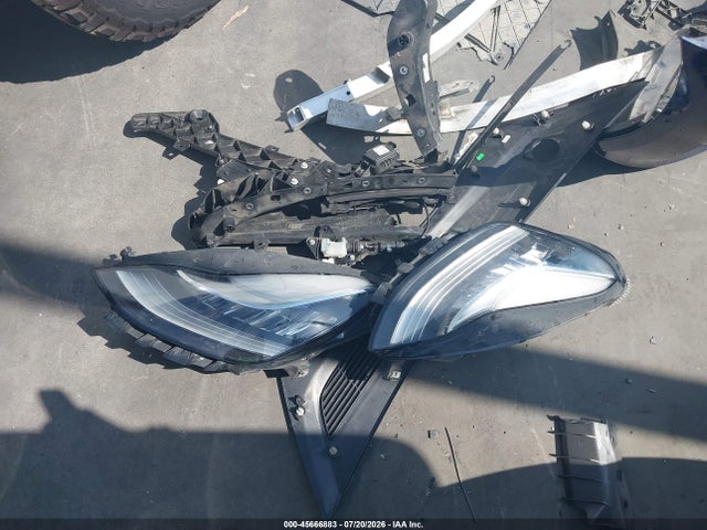 Tesla Model 3 Long Range/mid Range 2018 5YJ3E1EAXJF076351 Image 20