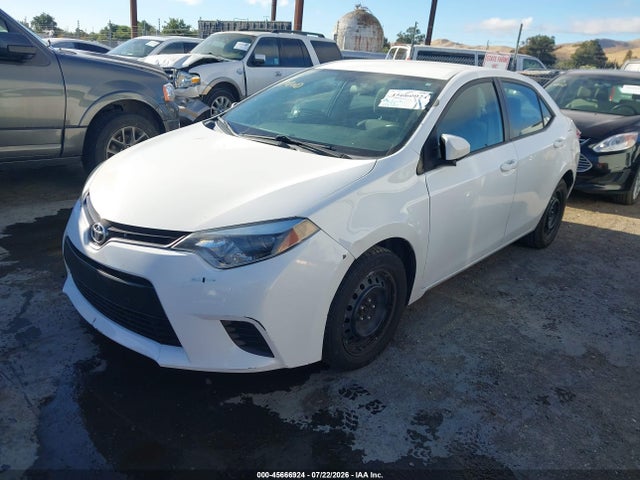 Toyota COROLLA LE 2016 5YFBURHE8GP416153 Image 2