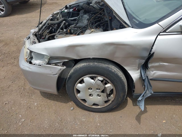 1999 Honda Accord Lx მანქანა იყიდება აუქციონზე, vin: 1HGCG5646XA040699, აუქციონის ნომერი: 45666929