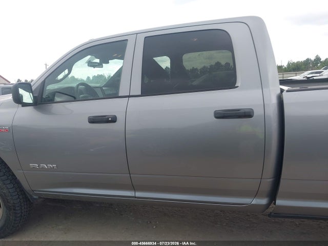 45666934 :رقم المزاد ، 3C6UR5HJ9NG252406 vin ، 2022 Ram 2500 Tradesman  4x4 8' Box مزاد بيع