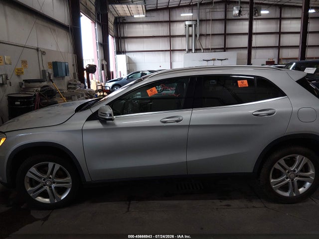 Продаж на аукціоні авто 2017 Mercedes-benz Gla 250 4matic, vin: WDCTG4GB4HJ349797, номер лоту: 45666943