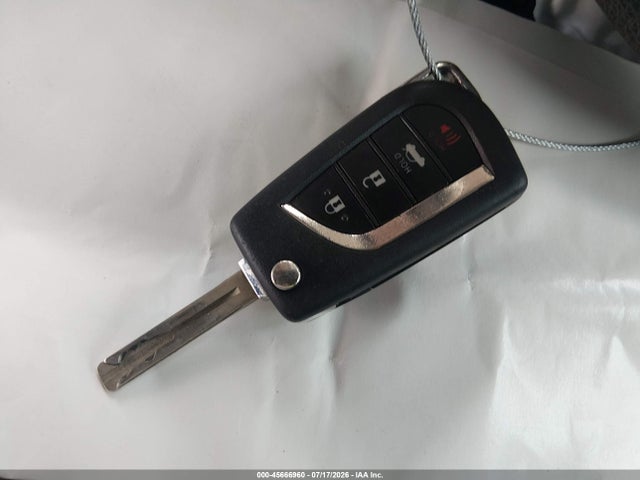 4T1B11HK3JU528753 Toyota CAMRY LE