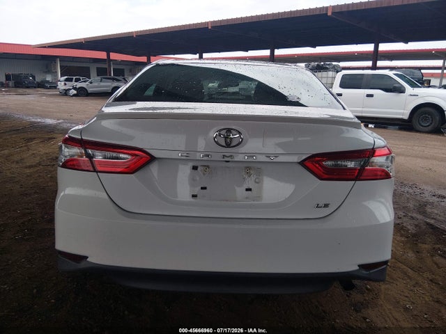 4T1B11HK3JU528753 Toyota CAMRY LE