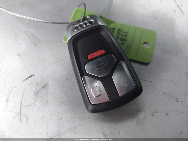 45666968 :رقم المزاد ، WA1C4AFY8J2055851 vin ، 2018 Audi Sq5 3.0t Premium Plus مزاد بيع