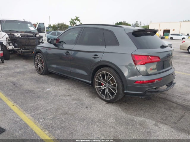 45666968 :رقم المزاد ، WA1C4AFY8J2055851 vin ، 2018 Audi Sq5 3.0t Premium Plus مزاد بيع