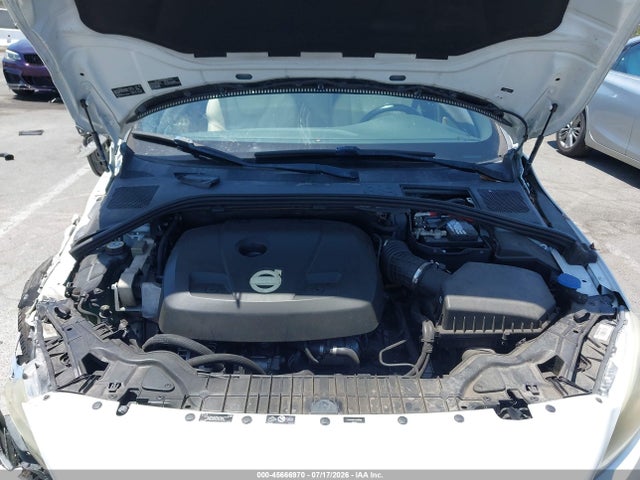 Volvo S60 T6 2015 YV149MFB7F2318356 Image 10