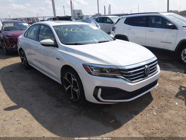 Продаж на аукціоні авто 2021 Volkswagen Passat 2.0t R-line, vin: 1VWMA7A38MC008767, номер лоту: 45666987