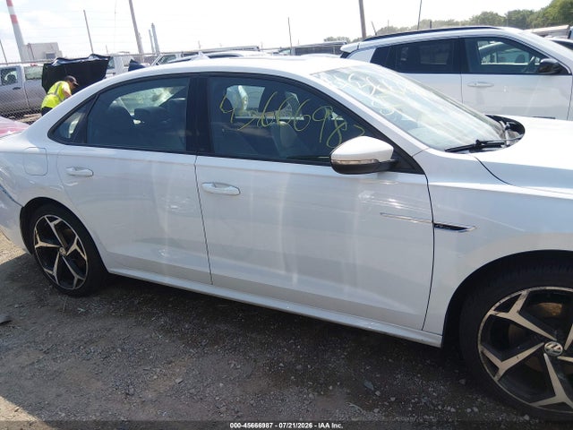 45666987 :رقم المزاد ، 1VWMA7A38MC008767 vin ، 2021 Volkswagen Passat 2.0t R-line مزاد بيع