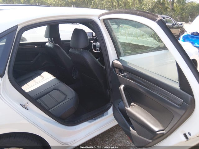 45666987 :رقم المزاد ، 1VWMA7A38MC008767 vin ، 2021 Volkswagen Passat 2.0t R-line مزاد بيع