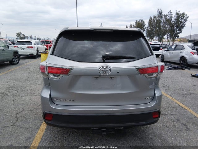 Toyota Highlander Xle V6 2014 5TDKKRFH3ES013852 Image 17