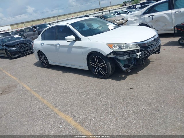 45666997 :رقم المزاد ، 1HGCR2F18HA142151 vin ، 2017 Honda Accord Sport Se مزاد بيع