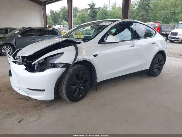 Продаж на аукціоні авто 2025 Tesla Model Y Long Range Dual Motor Rear-wheel Drive, vin: 7SAYGDED6SF258838, номер лоту: 45667020