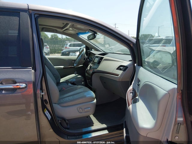 Продаж на аукціоні авто 2013 Toyota Sienna Xle V6 8 Passenger, vin: 5TDYK3DC1DS351585, номер лоту: 45667035