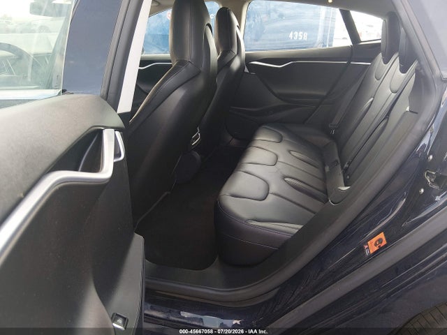 Tesla MODEL S 2015 5YJSA1H24FFP77759 Image 8