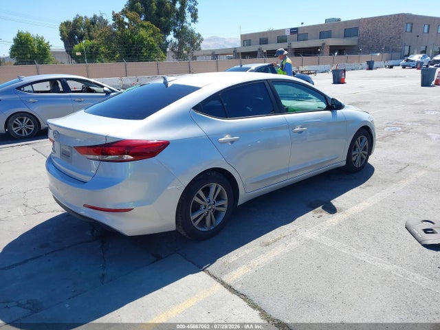 5NPD84LF8HH055862 Hyundai ELANTRA SE