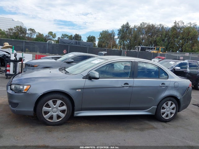 2013 Mitsubishi Lancer Es მანქანა იყიდება აუქციონზე, vin: JA32U2FU6DU019037, აუქციონის ნომერი: 45667076