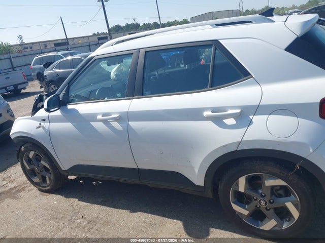 45667083 :رقم المزاد ، KMHRC8A39MU121268 vin ، 2021 Hyundai Venue Sel مزاد بيع