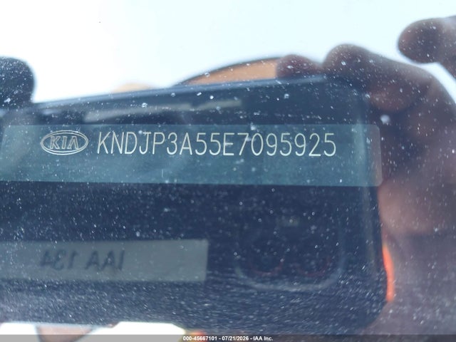 KNDJP3A55E7095925 KIA SOUL +