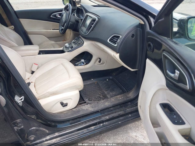 Aukcja sprzedaży 2015 Chrysler 200 C, vin: 1C3CCCCB8FN714378, numer aukcji: 45667113