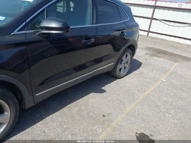 Продаж на аукціоні авто 2018 Lincoln Mkc Premiere, vin: 5LMCJ1C98JUL00530, номер лоту: 45667124