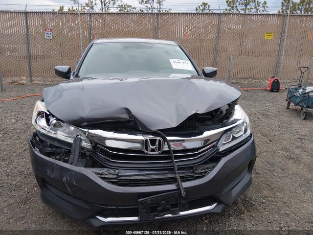 Продажа на аукционе авто 2017 Honda Accord Lx, vin: 1HGCR2F39HA219823, номер лота: 45667125