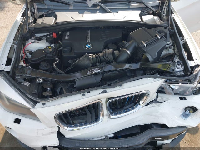2015 Bmw X1 Xdrive28i მანქანა იყიდება აუქციონზე, vin: WBAVL1C53FVY26120, აუქციონის ნომერი: 45667129