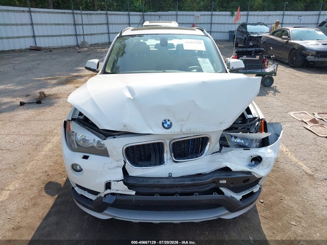 2015 Bmw X1 Xdrive28i მანქანა იყიდება აუქციონზე, vin: WBAVL1C53FVY26120, აუქციონის ნომერი: 45667129