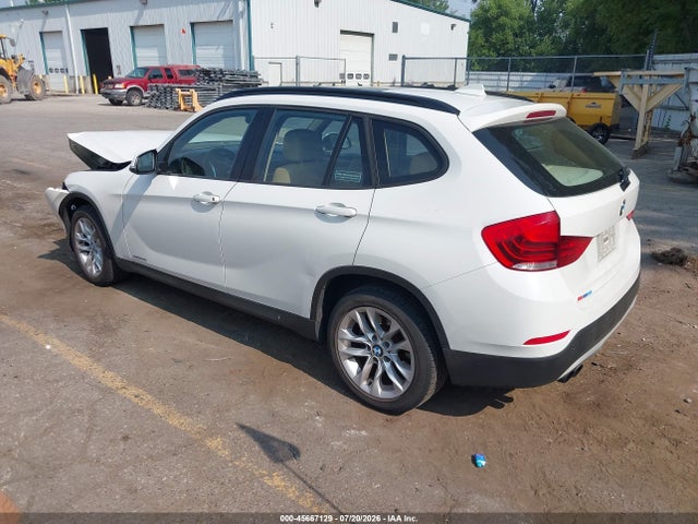 2015 Bmw X1 Xdrive28i მანქანა იყიდება აუქციონზე, vin: WBAVL1C53FVY26120, აუქციონის ნომერი: 45667129