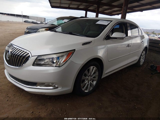 Buick Lacrosse Leather 2016 1G4GB5GRXGF178060 Image 2