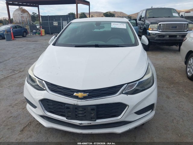 Chevrolet Cruze Lt Auto 2018 3G1BE6SM6JS587790 Image 12